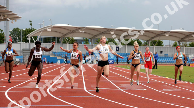 220 Louisew Bloor (Tafford AC) beats 330 Bernice Wilson (Birchfield), 336 Hayley Jones (Wigan) and 280 Annablle Lewis (unattached), senior womens 100 metres, Northern Championships, Sport City, Manchester